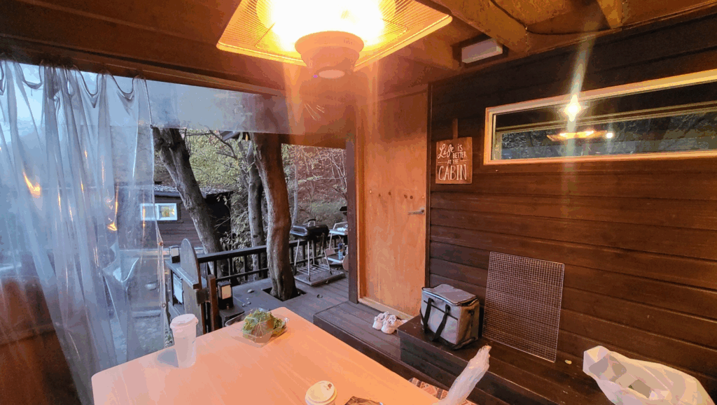 캄파슬로우 방갈로하우스의 내부 모습